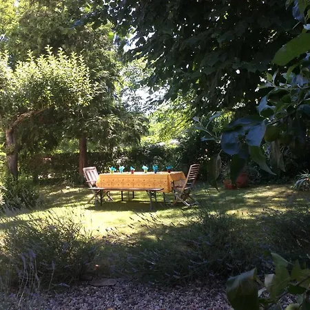 Hébergement de vacances Les Rosiers Gites Valojoulx